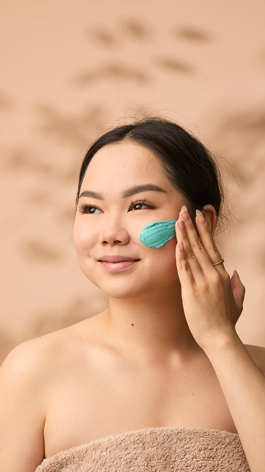 Don't Look at Me Fresh Face Mask - Image 3